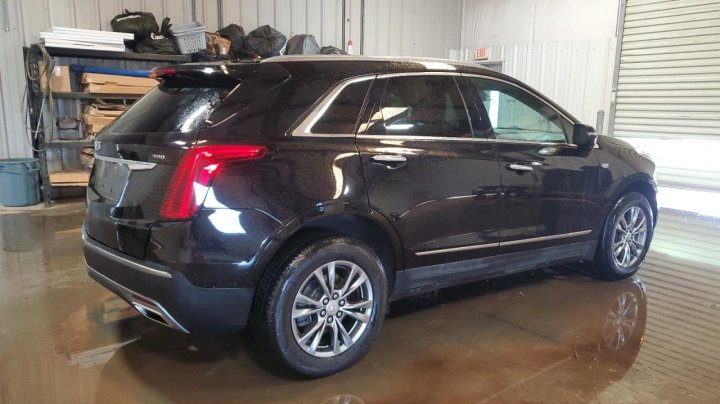 Cadillac XT5  2021