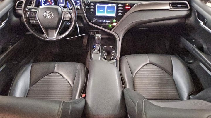 Toyota Camry  2019