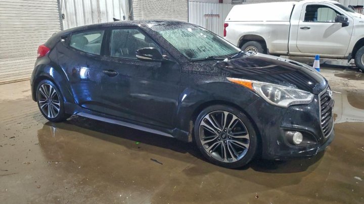 Hyundai VELOSTER  2017