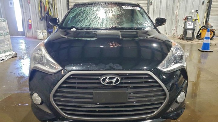 Hyundai VELOSTER  2017