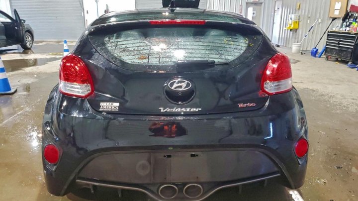 Hyundai VELOSTER  2017