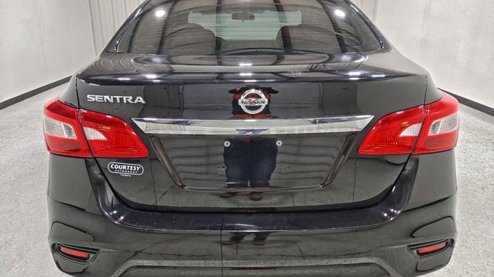 Nissan Sentra  2019