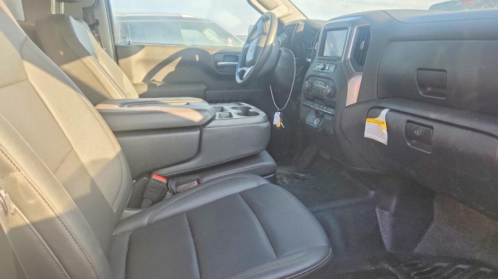 Chevrolet Silverado  2023