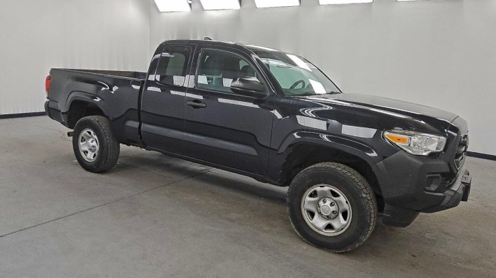 Toyota TACOMA  2019