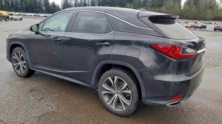 Lexus RX  2022