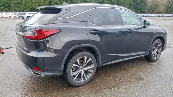 Lexus RX  2022