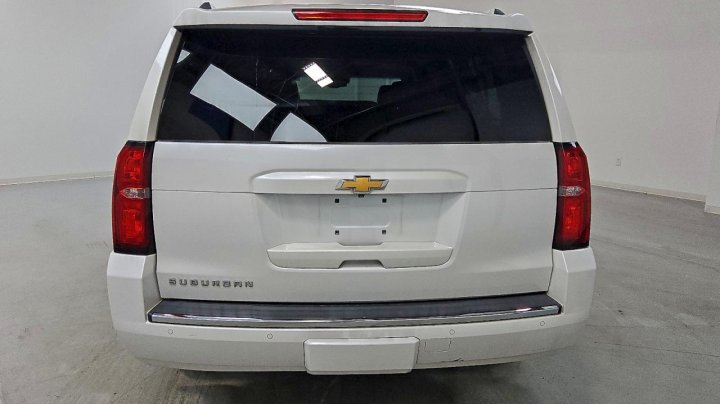 Chevrolet Suburban  2016