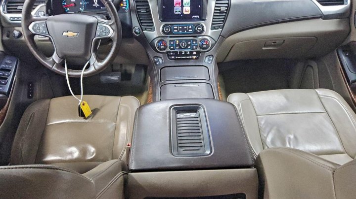Chevrolet Suburban  2016
