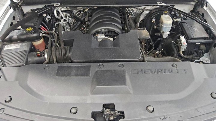 Chevrolet Suburban  2016