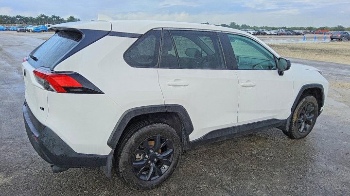 Toyota RAV4  2023