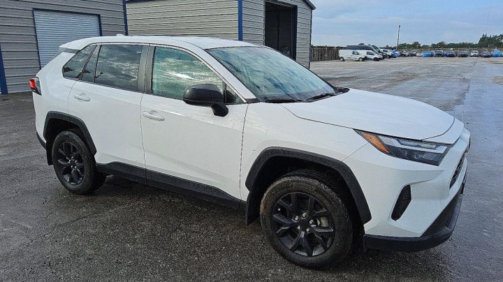 Toyota RAV4  2023