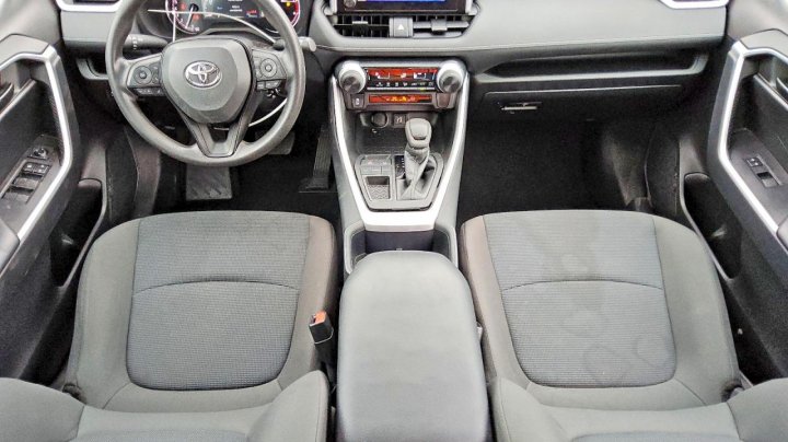 Toyota RAV4  2023
