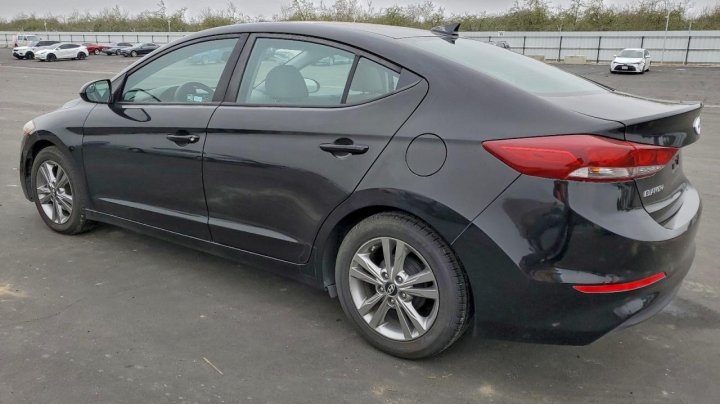 Hyundai Elantra  2017