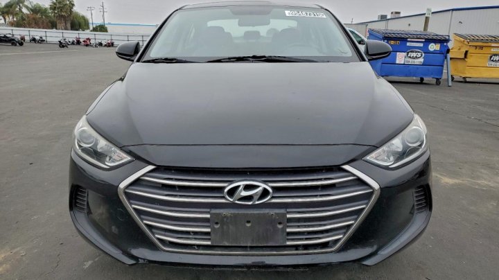 Hyundai Elantra  2017