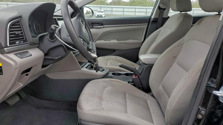 Hyundai Elantra  2017