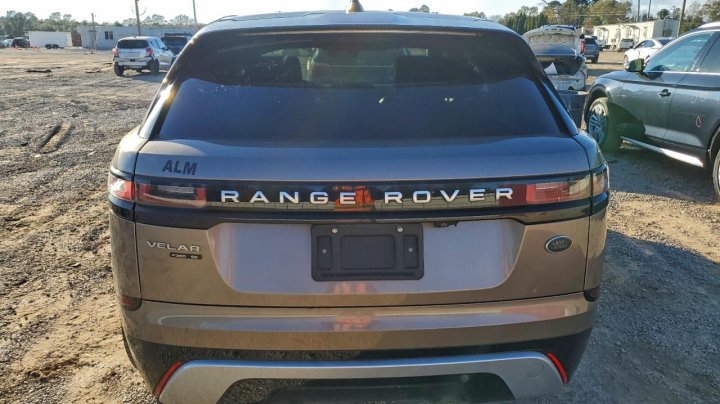 Land Rover Range Rover Velar  2018