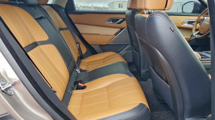 Land Rover Range Rover Velar  2018
