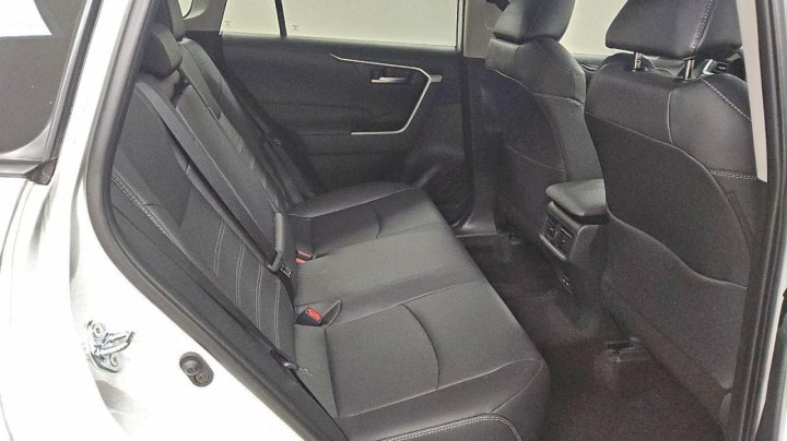 Toyota RAV4  2024