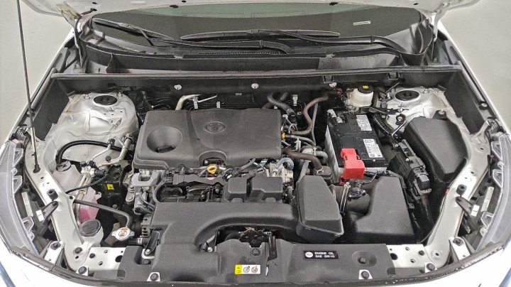 Toyota RAV4  2024