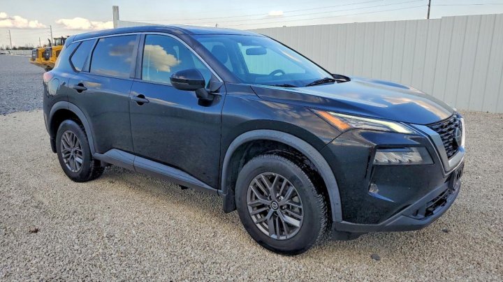 Nissan ROGUE  2021