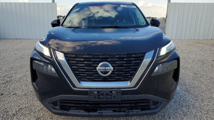 Nissan ROGUE  2021