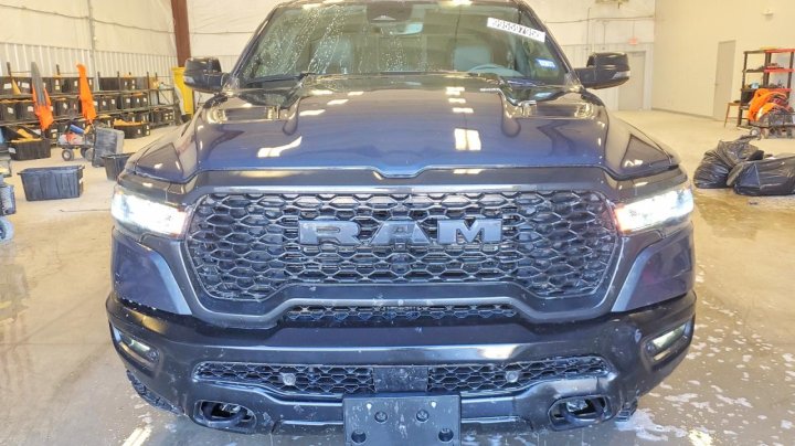 RAM 1500  2025