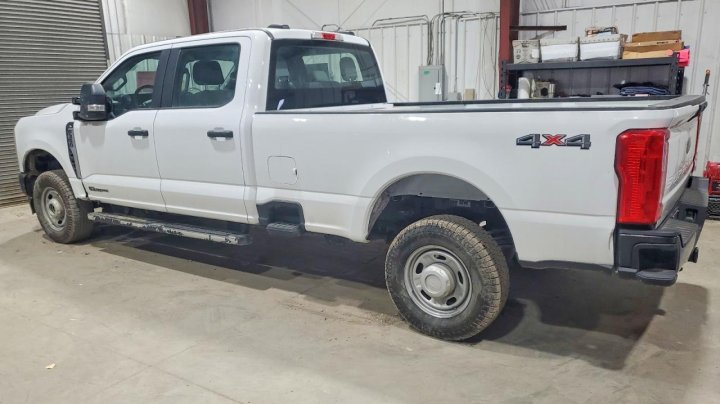 Ford F350  2023