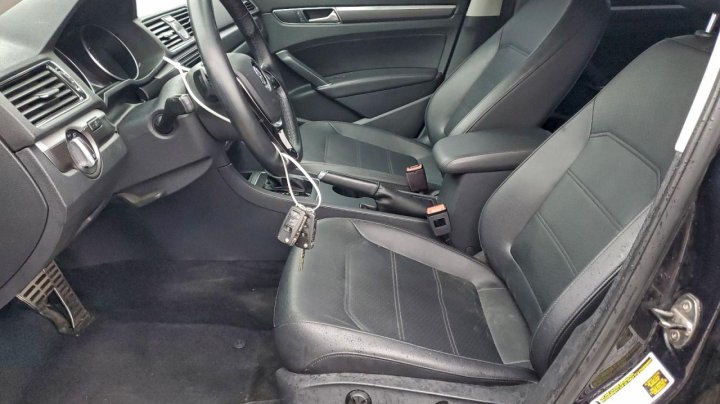 Volkswagen PASSAT  2017