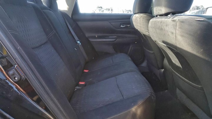 Nissan Altima  2016