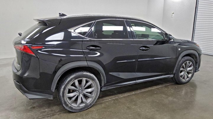 Lexus NX  2019