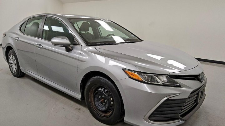 Toyota Camry  2022