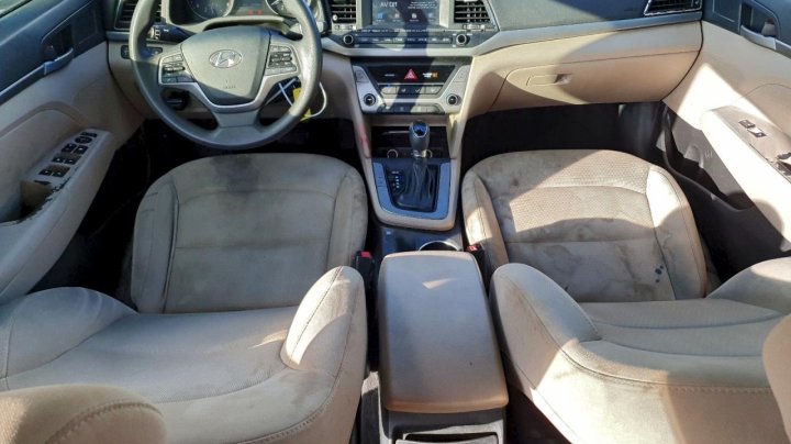Hyundai Elantra  2018