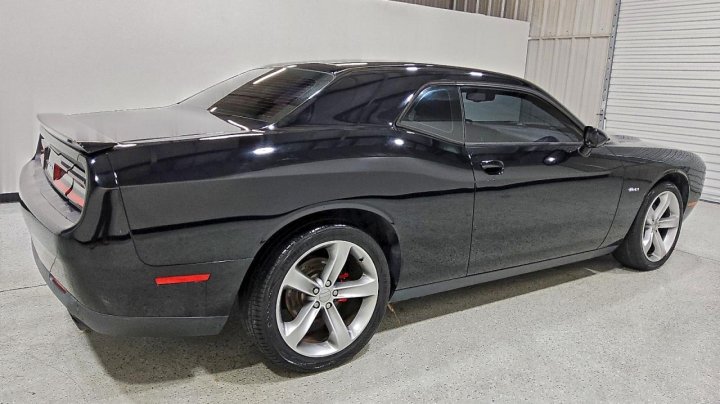 Dodge Challenger  2016