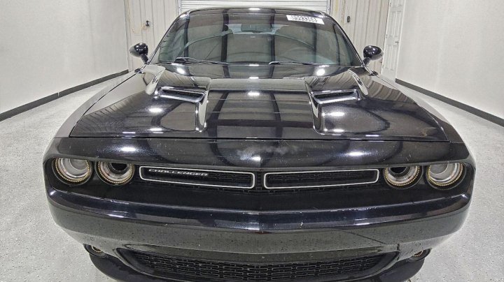 Dodge Challenger  2016