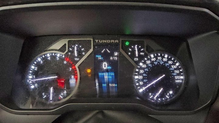 Toyota TUNDRA  2023