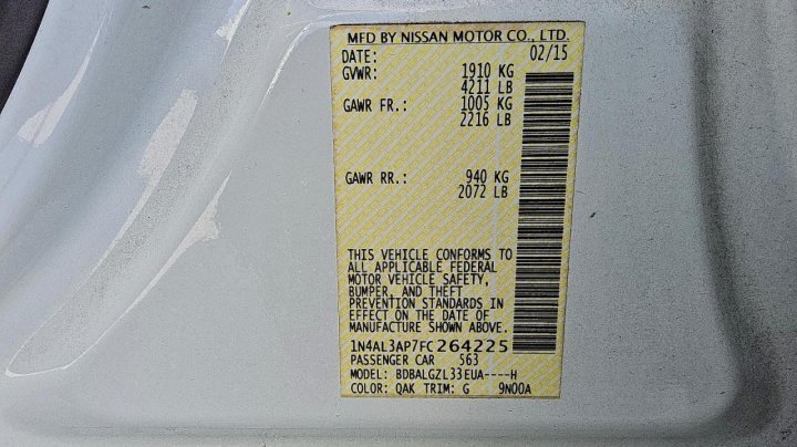 Nissan Altima  2015