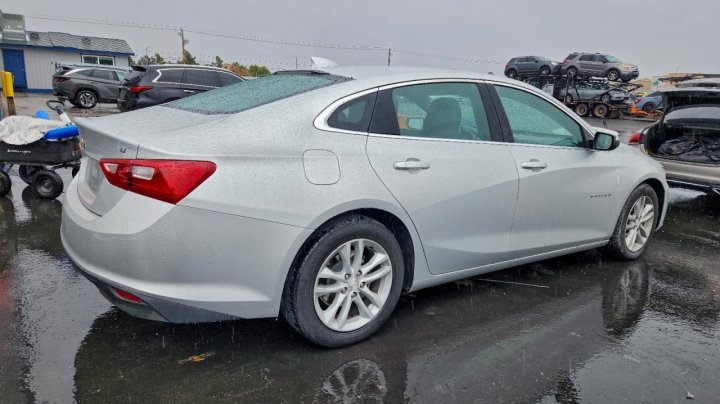 Chevrolet Malibu  2016