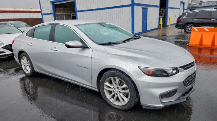Chevrolet Malibu  2016