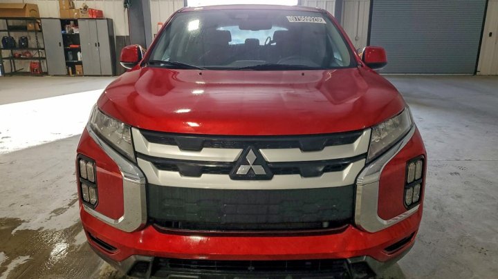 Mitsubishi OUTLANDER SPORT  2021