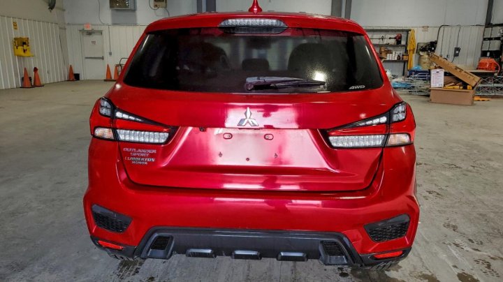 Mitsubishi OUTLANDER SPORT  2021