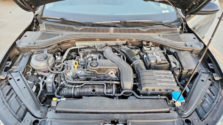 Volkswagen JETTA  2023