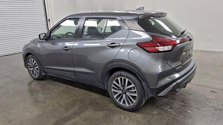 Nissan Kicks  2023