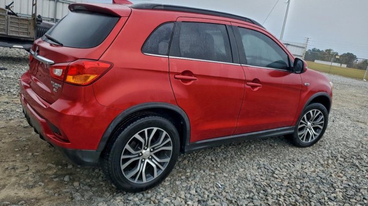 Mitsubishi OUTLANDER SPORT  2018
