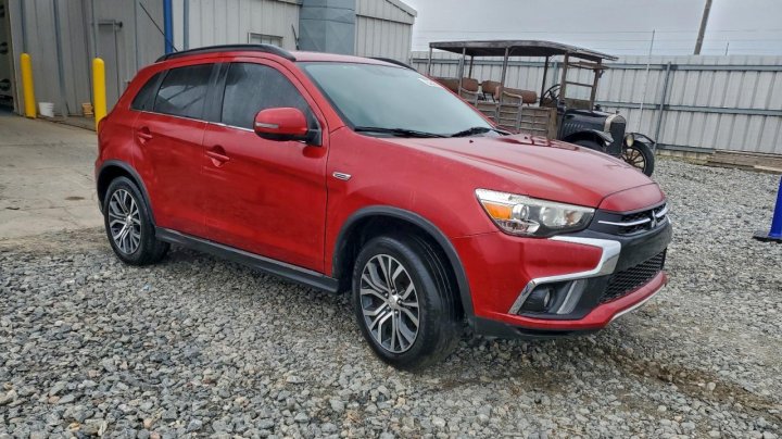 Mitsubishi OUTLANDER SPORT  2018