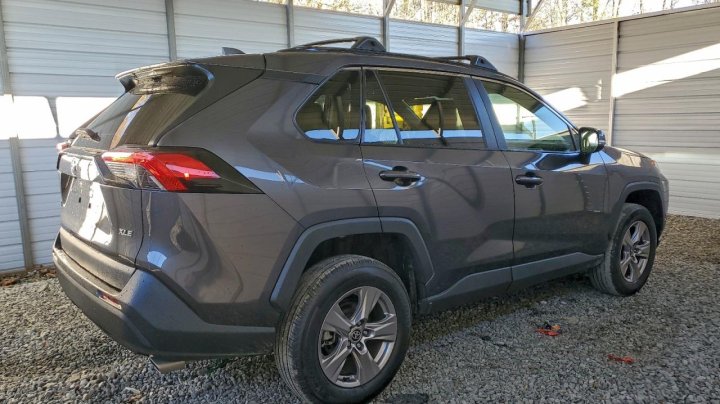 Toyota RAV4  2022