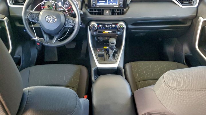 Toyota RAV4  2022