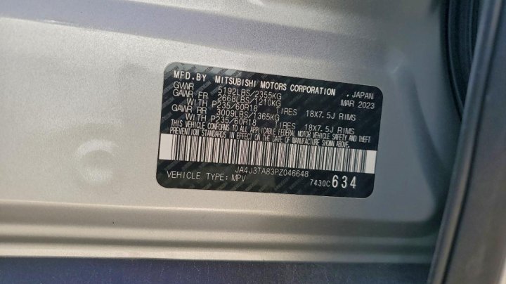 Mitsubishi Outlander  2023