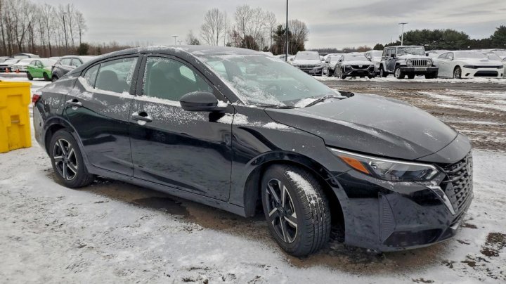 Nissan Sentra  2024