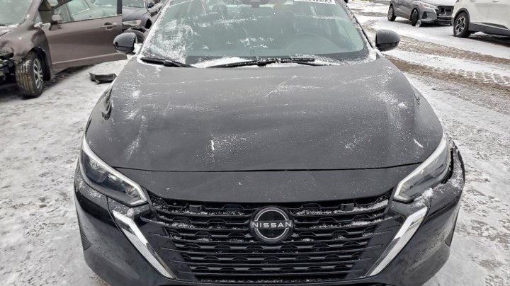 Nissan Sentra  2024
