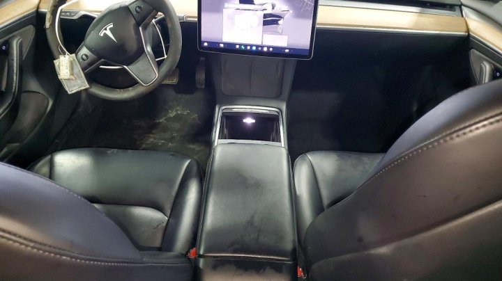 Tesla Model 3  2023